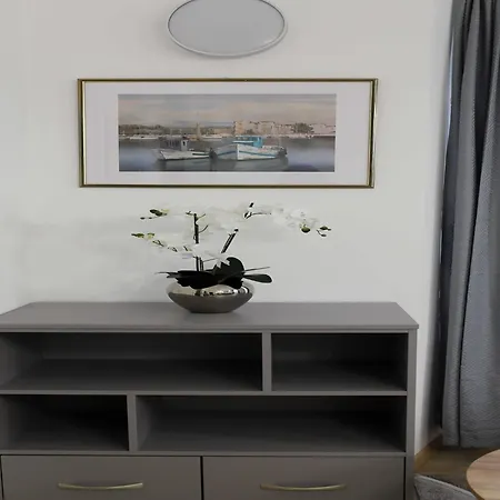 Anima Mea Old Town Apartments- Premium With Balcony Apartment *
