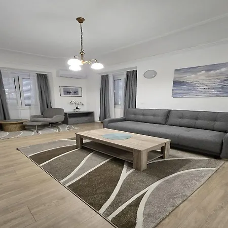 Anima Mea Old Town Apartments- Premium With Balcony Apartment *