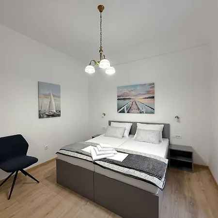 Anima Mea Old Town Apartments- Premium With Balcony Apartment *